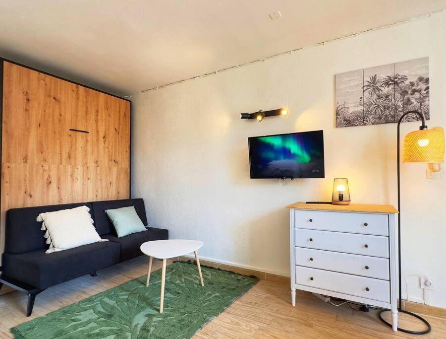 Charmant Studio A 200M Du Gardon Remoulins Exteriör bild